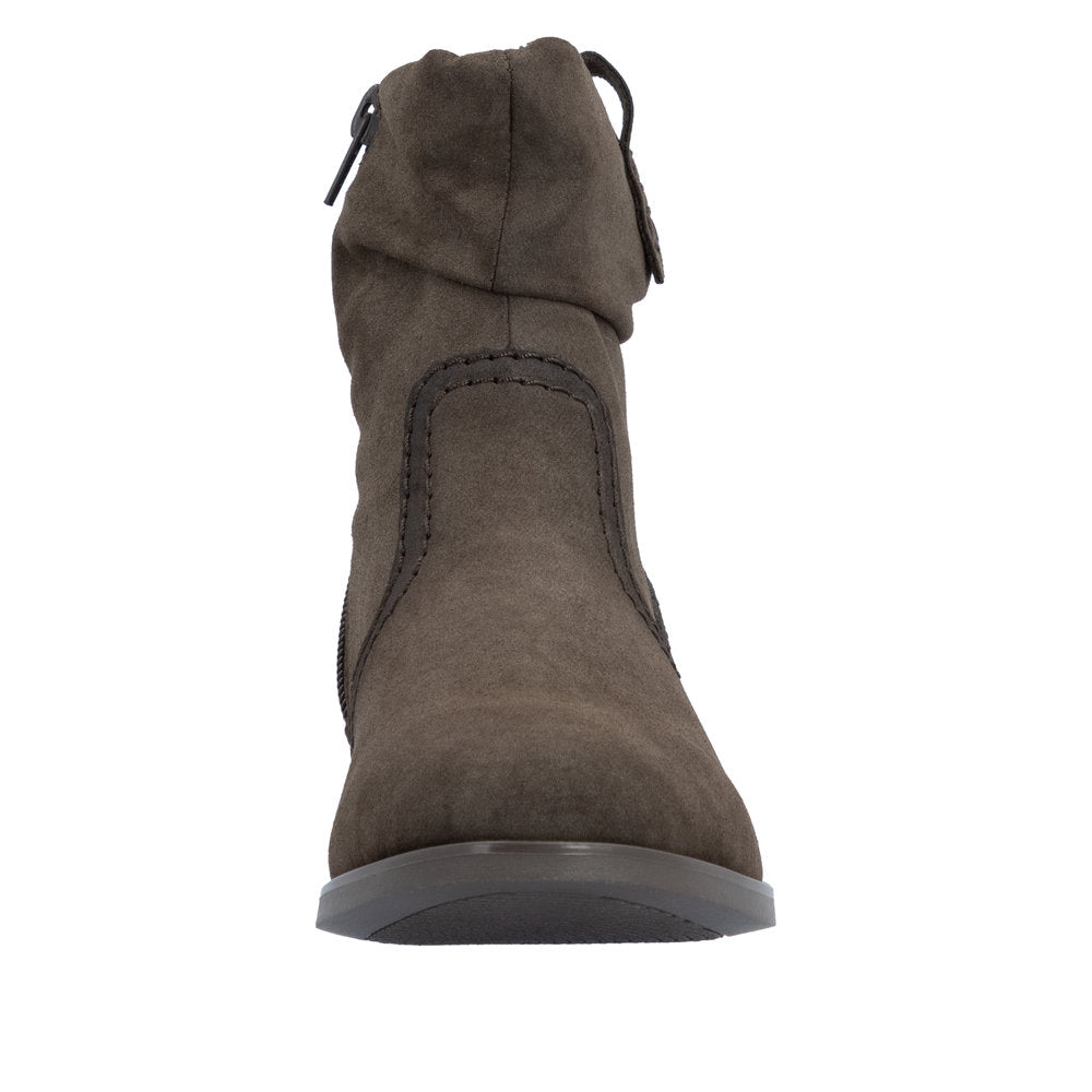 Rieker Stiefel mit Kaltfutter in Braun