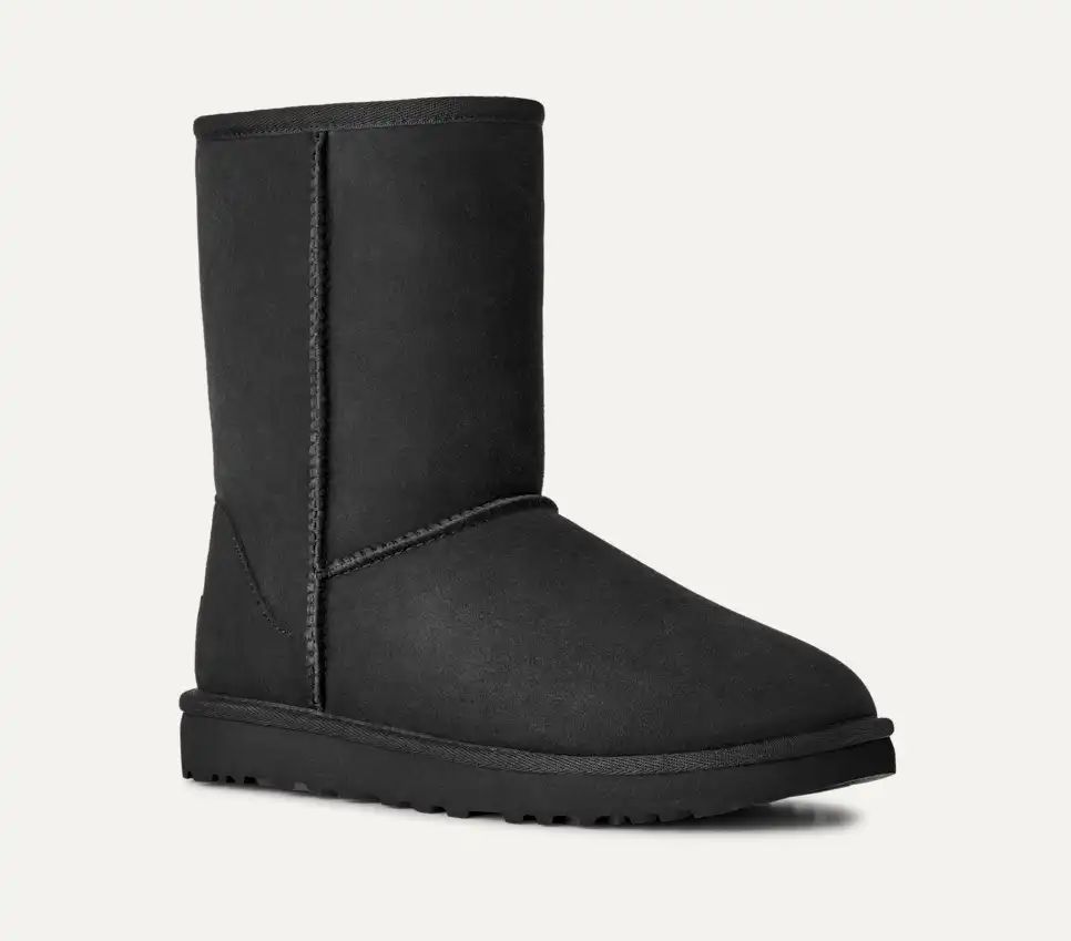 UGG Classic Short Damen Boot