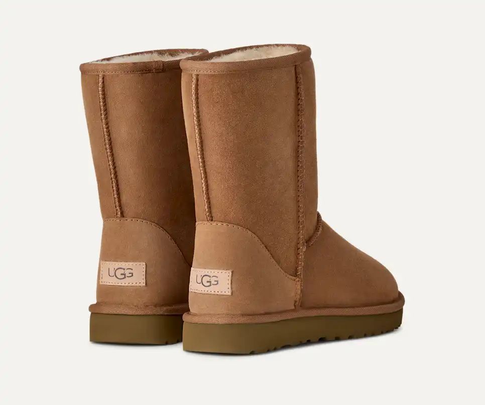 UGG Classic Short Damen Boot