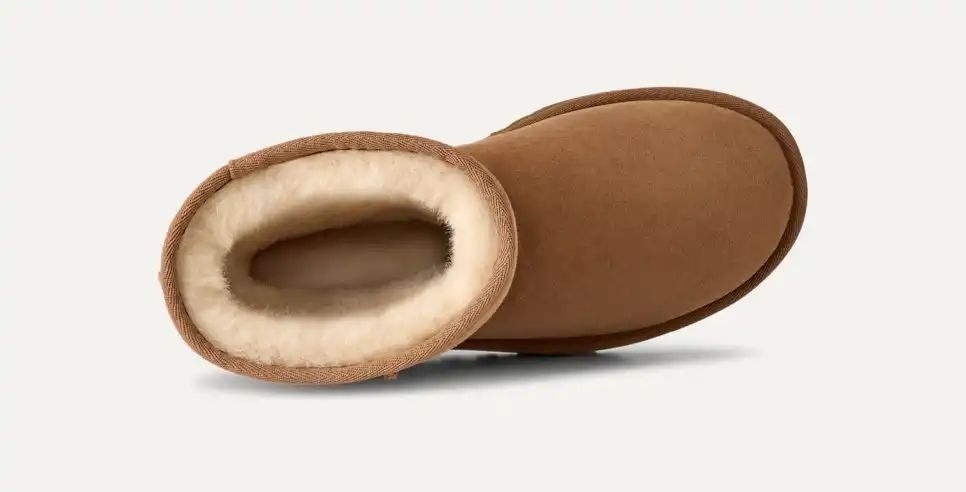 UGG Classic Short Damen Boot