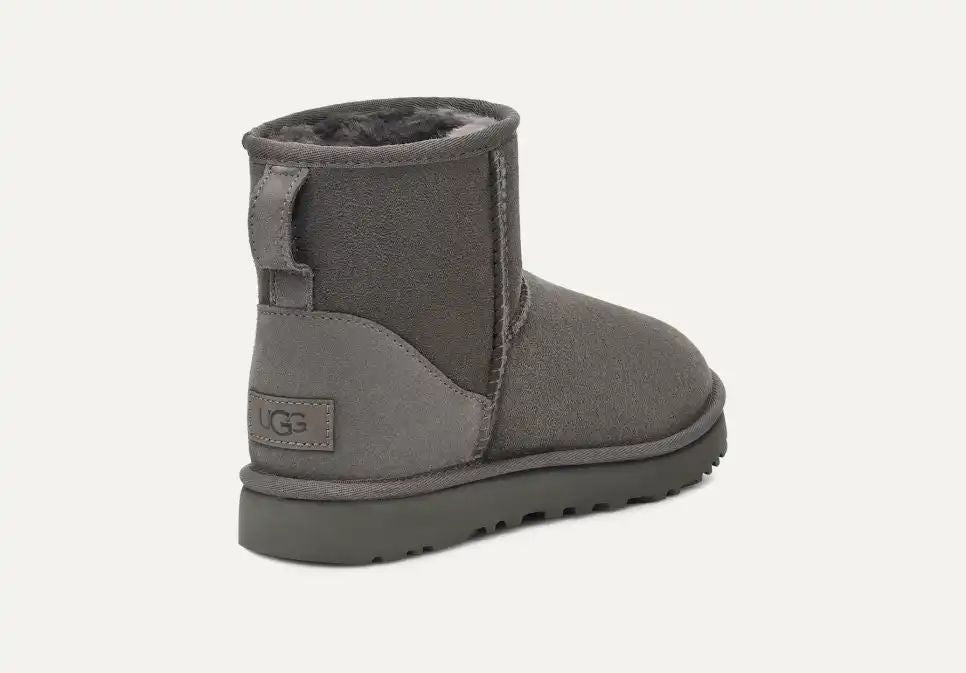 UGG Classic Mini II